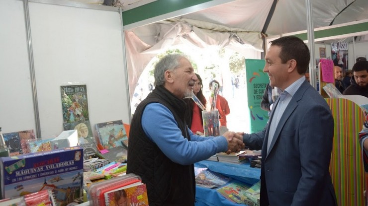 ¡Comenzó la Feria del Libro varelense!